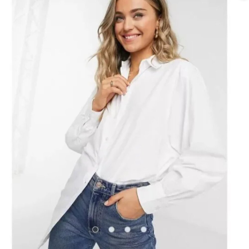 NWT Stradivarius oversized poplin shirt in white Size Small